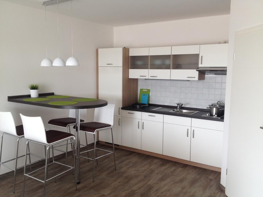 Aparthotel Am Heidensee Schwerin  Rum bild